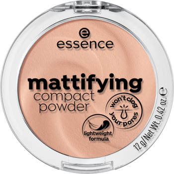 Essence Mattifying Compact Powder, beżowy odcień, okrągłe opakowanie z przezroczystym wieczkiem, widok z góry.