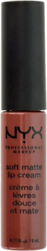 NYX Soft Matte Lip Cream w brązowo-czerwonej tubce z czarną nakrętką, widok z przodu, matowe wykończenie.