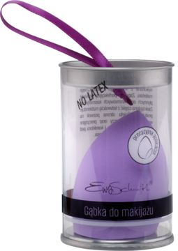 Lawendowa gąbka do makijażu Ewa Schmitt, ścięta, w cylindrze "NO LATEX", z fioletową wstążką.