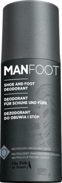 Dezodorant MANFOOT do obuwia i stóp w ciemnoszarej butelce, matowy, z białymi napisami. Usuwa nieprzyjemny zapach.