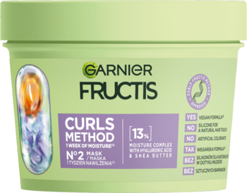 Maska Garnier Fructis Curls Method N°2 w jasnozielonej tubie, widok z góry. Z kwasem hialuronowym i masłem shea.