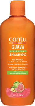 Cantu Guava Scalp Relief Shampoo w pomarańczowej butelce, widok z przodu, do loków i na łupież, z guawą.