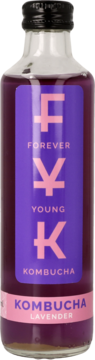 Fioletowa Kombucha Forever Young Lavender w szklanej butelce, widok z przodu, etykieta z różowym logo.
