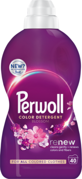Perwoll Color Detergent Blossom w fioletowej butelce z białą nakrętką, widok z przodu. Na etykiecie kwiaty, napis NEW?, renew, FOR ALL COLORED CLOTHES i 40 prań.