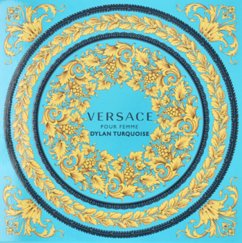 Kwadratowe turkusowe pudełko zestawu Versace Dylan Turquoise, ze złotymi ornamentami i logo, widok z góry.
