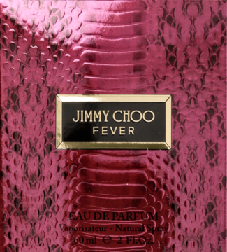 Zbliżenie na front opakowania Jimmy Choo Fever, woda perfumowana 60ml, z fuksjową teksturą i złotą etykietą.