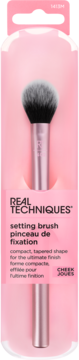 Real Techniques setting brush w różowym opakowaniu. Pędzel z różową rączką, dwukolorowym włosiem, widok z przodu.
