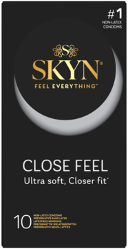 Czarno-złote opakowanie prezerwatyw SKYN CLOSE FEEL, nielateksowych, 10 sztuk, widok z przodu.