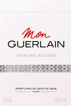 Białe pudełko Guerlain Mon Sparkling Bouquet woda perfumowana, przód z logo i srebrnym pasem.