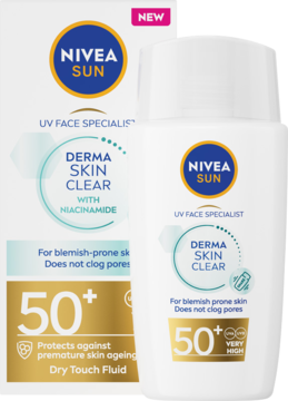 Nivea Sun UV Face Derma Skin Clear Fluid SPF 50+ z niacynamidem, biała butelka, widok z przodu obok pudełka.