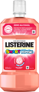 Listerine Smart Rinse Kids Mouthwash 500ml, różowy, o smaku jagodowym, bez alkoholu, widok z przodu.
