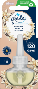 Wkład Glade Electric Scented Oil Romantic Vanilla Blossom, butelka z jasnym płynem w beżowo-zielonym opakowaniu, widok z przodu.