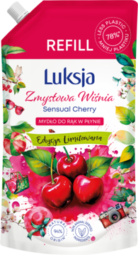 Luksja Zmysłowa Wiśnia mydło w płynie, refill. Biała torebka z owocami wiśni, czerwony top, napis REFILL.