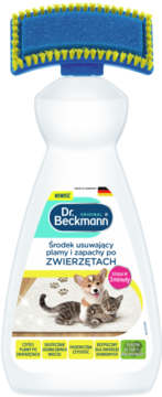 Dr. Beckmann do plam i zapachów po zwierzętach, biała butelka z niebieską szczotką, widok z przodu.