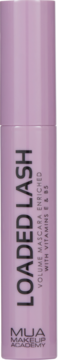 Fioletowy tusz Loaded Lash MUA Makeup Academy, pionowy. Opakowanie z czarnym tekstem: witaminy E i B5.