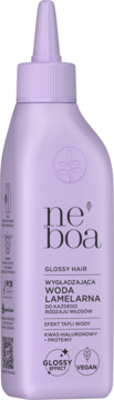 Jasnofioletowa butelka Neboa Glossy Hair Wygładzająca Woda Lamelarna, wegańska. Widok z przodu, z aplikatorem.