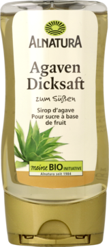 Syrop z agawy Alnatura w przezroczystej butelce z zieloną etykietą i złotą podstawą, widok z przodu.