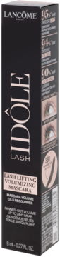 Czarne pudełko tuszu Lancôme Idôle Lash Lifting Volumizing Mascara, z efektami na rzęsach na boku.