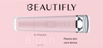 Beautifly B-Plasma Blush, różowy podłużny masażer do twarzy, plazmowe urządzenie do skóry, widok z przodu.