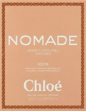 Pudełko perfum Chloé Nomade Jasmin Naturel Intense 75ml, brzoskwiniowe z białym tekstem i plecioną ramką.