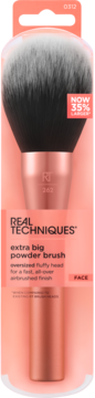 Real Techniques 262, extra duży pędzel do pudru, czarno-białe włosie, różowo-złota rączka, w różowym opakowaniu.