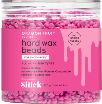 Przezroczysty słoik różowych koralików woskowych Sliick Dragon Fruit, do depilacji twarzy i ciała, widok z przodu.