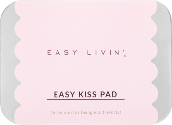 Różowa karta produktu Easy Kiss Pad (maska silikonowa) z falistym brzegiem i napisem 'EASY LIVIN''. Widok z przodu.