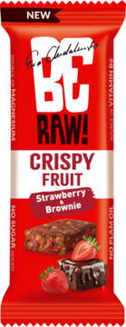 Czerwony baton Be Raw! Crispy Fruit Strawberry & Brownie, bez cukru i oleju palmowego. Widok przodu, truskawki, brownie.