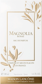 Białe pudełko perfum Lancôme Magnolia Rosae EDP ze złotym reliefowym wzorem kwiatowym i ramką, widok z przodu.