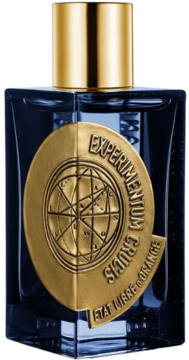 Ciemnoniebieska butelka perfum Etat Libre d'Orange Experimentum Crucis, złoty korek i etykieta z grawerowanym wzorem. Widok z przodu.