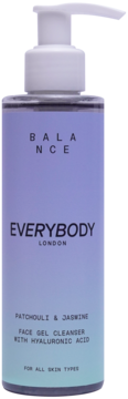 Fioletowy żel do mycia twarzy BALANCE EVERYBODY Patchouli & Jasmine z kwasem hialuronowym, widok z przodu.