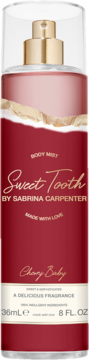 Czerwono-różowa mgiełka Sweet Tooth Cherry Baby by Sabrina Carpenter, butelka z złotym atomizerem.