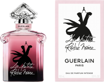 Perfumy Guerlain La Petite Robe Noire Intense w różowej butelce i jasnoróżowym opakowaniu, ujęcie z przodu.