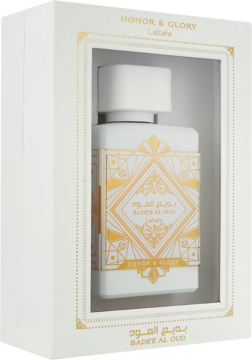 Lattafa Bade'e al Oud Honor Glory, biała butelka perfum ze złotym wzorem, częściowo w pudełku, pod kątem.