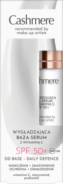 Cashmere wygładzająca baza-serum SPF 50+ w białym pudełku z częściowo widoczną butelką z pompką.