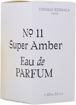Białe pudełko perfum Thomas Kosmala No 11 Super Amber Eau de Parfum 100ml, widok z przodu pod kątem.