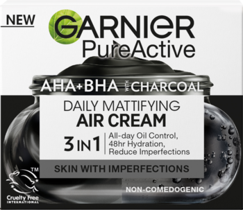 Garnier PureActive Daily Mattifying Air Cream z AHA+BHA+Węglem, biało-czarne pudełko, widok z przodu.