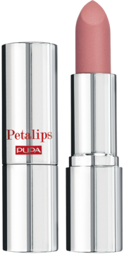 Matowa pomadka Pupa Petalips 001 Pink Magnolia w srebrnym opakowaniu, sztyft wysunięty obok zakrętki.