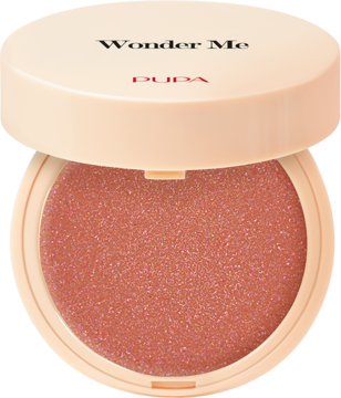 Otwarte opakowanie różu Pupa Wonder Me Blush 003 That's Hot Radiant, z promiennym, różowo-brzoskwiniowym odcieniem.