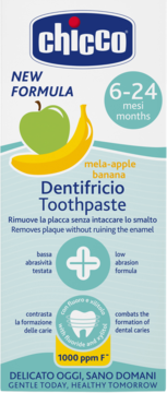 Chicco pasta do zębów dla dzieci 6-24m, jabłko-banan, 1000 ppm fluoru, niska ścieralność. Widok z przodu opakowania.