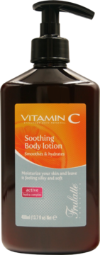 Vitamin C Soothing Body Lotion w ciemnobrązowej butelce z pompką, z pomarańczowo-szarą etykietą, widok z przodu.