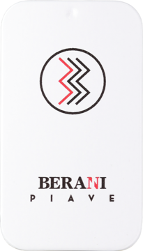 Biały perfum w sztyfcie Berani Piave z okrągłym logo i czarno-czerwonym napisem, widok z przodu.