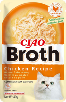 Saszetka Ciao Broth Chicken Recipe 40g, karma uzupełniająca dla kotów, z kurczakiem w rosole i białym kotem, widok z przodu.