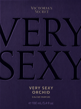 Victoria's Secret Very Sexy Orchid, woda perfumowana, ciemnofioletowe opakowanie z prążkami, duży napis, widok z przodu.