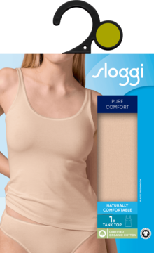 Beżowy top Sloggi Pure Comfort z organicznej bawełny, widok przez okienko opakowania z modelem.