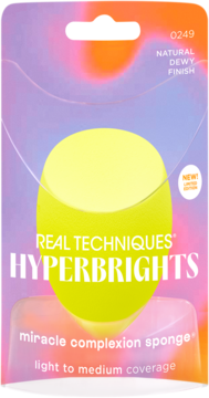 Real Techniques Hyperbrights Miracle Complexion Sponge w opakowaniu, neonowa, naturalne dewy wykończenie.