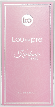 Różowe pudełko perfum Lou de Pre Kashmir Pink z delikatnym wzorem, srebrną ramką i tekstem, widok z przodu.