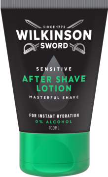 Czarna tuba balsamu Wilkinson Sword Sensitive After Shave Lotion 0% alkohol, zielona nakrętka, front.