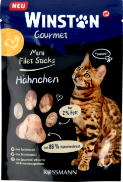 Paczka Winston Gourmet Mini Filet Sticks Hähnchen dla kotów, z kotem rasy bengalskiej, 88% piersi kurczaka, widok przodem.