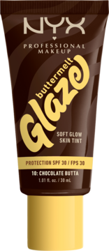 NYX Buttermelt Glaze Skin Tint SPF30, odcień Chocolate Butta, w brązowej tubce z żółtą zakrętką, widok z przodu.
